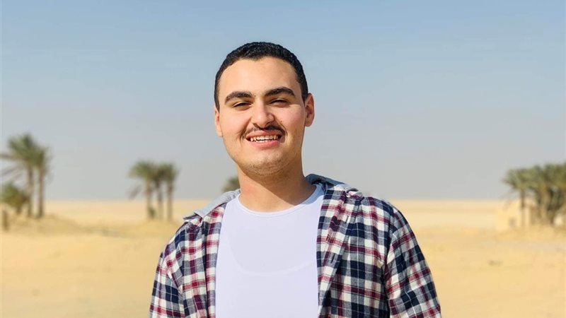 الطالب حسن إبراهيم