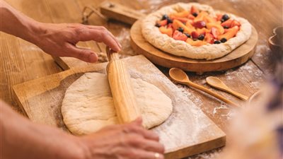 تفسير رؤية العجين في المنام وارتباطه بسعة الرزق