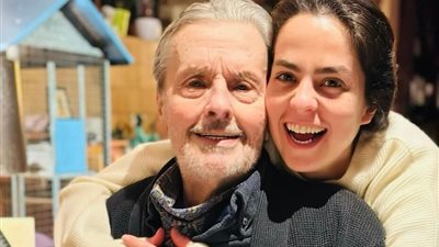 وفاة أسطورة السينما الفرنسية.. محطات جعلت آلان ديلون نجماً استثنائياً  