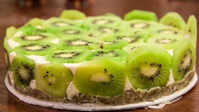 طريقة عمل تورتة الكيوي اللذيذة
