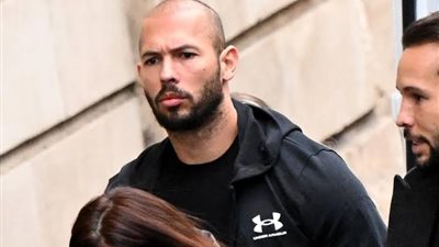 أول تعليق من أندرو تيت بعد اتهامه باغتصاب 35 امرأة بينهن قاصر 