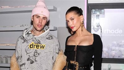 جاستن بيبر وزوجته هايلي يستقبلان طفلهما الأول وهكذا علق الأب 