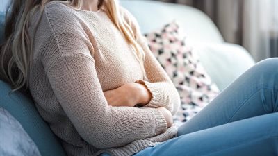 أفضل 8 علاجات منزلية لتقليل غازات البطن في الصباح