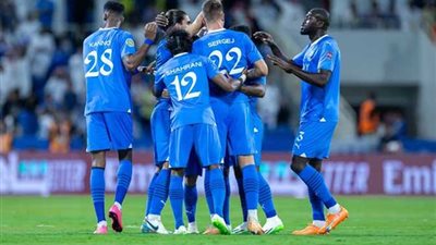 الهلال يكتسح الأخدود بثلاثية في الدوري السعودي