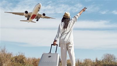  تفسير حلم ركوب الطائرة فى المنام للعزباء والمتزوجة