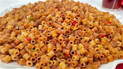 طريقة عمل المكرونة المحمرة بالصلصة