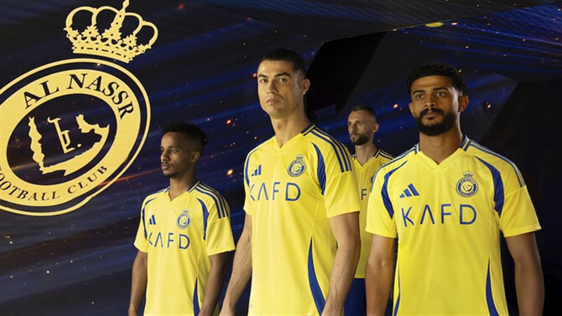 النصر بقميص أديداس