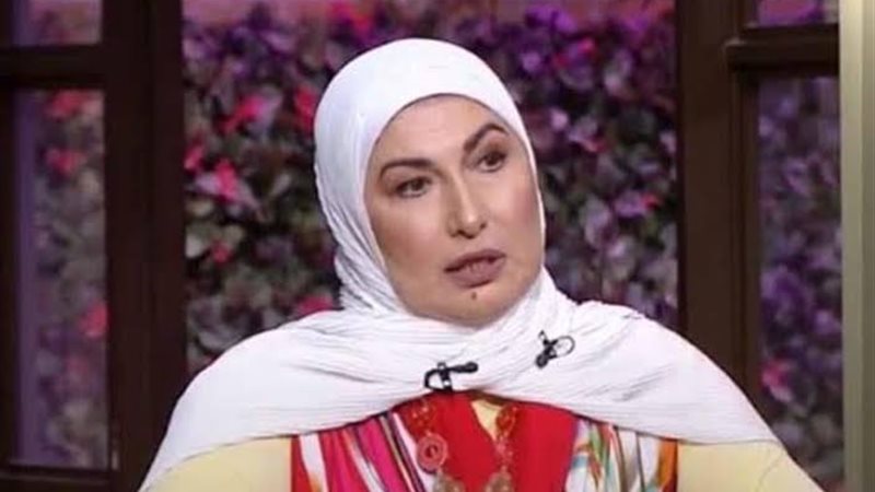 الفنانة جميلة عزيز