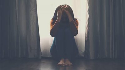 بعد واقعة صبري عبد المنعم.. مخاطر الزعل يكشفها جمال شعبان