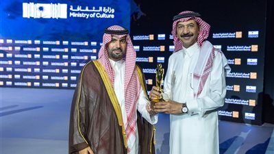 عبادي الجوهر يحصد جائزة الموسيقي.. وأحلام تتفاعل 