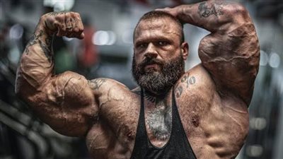 ما سبب وفاة أضخم لاعب كمال أجسام في العالم بعمر 36 عامًا؟