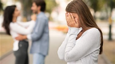   زوجة تسأل: زوجي خانني وانتقمت منه بهذه الطريقة.. هل أنا آثمة؟