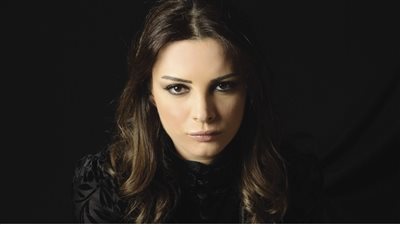  نادين جابر | روائية لبنانية تحولت أعمالها إلى مسلسلات تركية