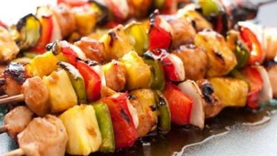 طريقة عمل شيش طاووق الدجاج  مثل المطاعم