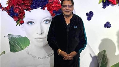 محمد منير يطل على جمهوره بإطلالة جديدة في ألمانيا (صور) 