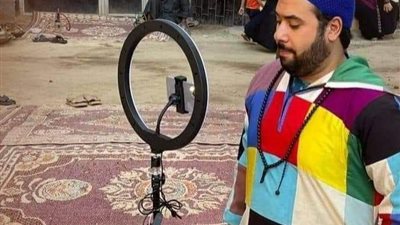 ظهور الطائفة الكركرية يثير الجدل عبر السوشيال ميديا.. ونشطاء يهاجمونها 