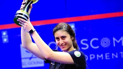 القومي للمرأة يهنىء نور الشربيني لتتويجها ببطولة باريس العالمية للإسكواش 