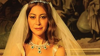 رحلة أزمات منة شلبي «من شائعات العريس الأصغر سنًا إلى حيازة المخدرات» 