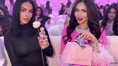 رد قوي من الدكتورة خلود على انتقادات إطلالتها بعد السخرية من جورجينا رودريجز