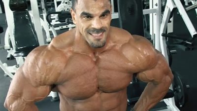 وفاة اللاعب السعودي تيسير الخلفان بطل كمال الأجسام