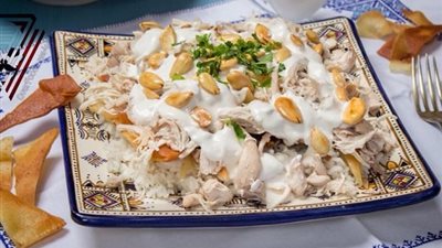 طريقة عمل فتة الدجاج بالأرز