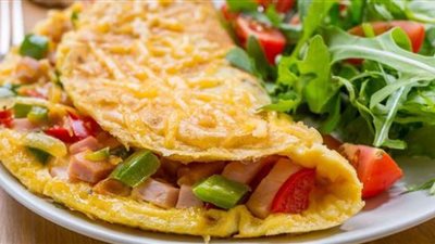 لإفطار صحي.. طريقة عمل أومليت البيض بالسبانخ