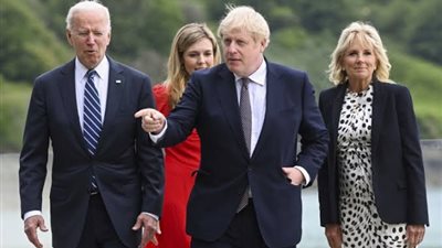 بعد مغازلة زوجته.. هل يدعم رئيس وزراء بريطانيا السابق ترامب نكاية في بايدن؟