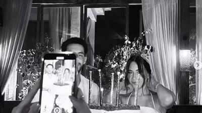 بالشماريخ.. مصطفى شوبير نجم الأهلي يحتفل بخطوبته