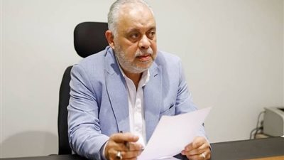 أشرف زكي يعلن تكريم هؤلاء الفنانين في مهرجان المهن التمثيلية للمسرح