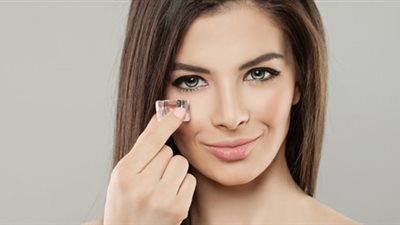 فوائد مكعبات الثلج للبشرة وكيفية استخدامها