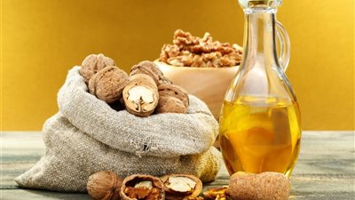 «كلى وادهنى».. عين الجمل علاج فعال لمشاكل الشعر 