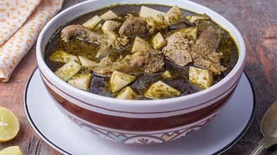 طريقة عمل طاجن القلقاس باللحم الضاني