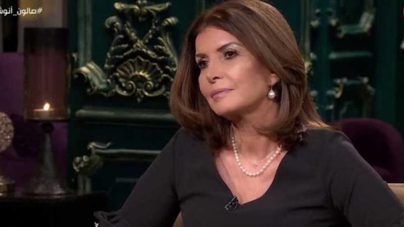 الفنانة ميرفت أمين