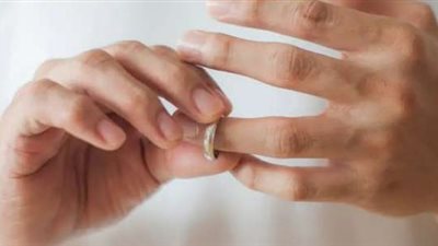 متى تفكرين في الخلع؟