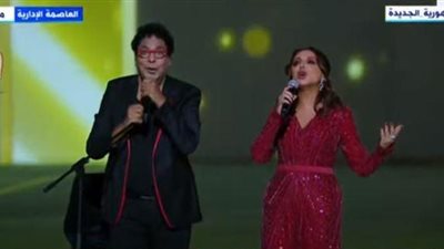 محمد منير وأنغام يبهران السيسي باحتفالية القبائل العربية