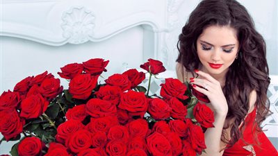  تفسير رؤية الورد في المنام وإرتباطه بكسب الكثير من الأموال