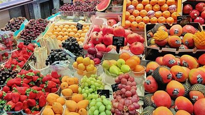 انخفاض الطماطم.. أسعار الحضروات والفاكهة اليوم الإثنين 4-11-2024