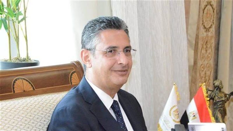 وزير التموين والتجارة