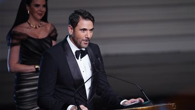 لماذا تصدر أحمد عز التريند خلال تكريمه في مهرجان القاهرة السينمائي؟