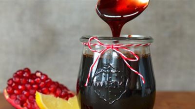 طريقة تحضير دبس الرمان في البيت بمكونات بسيطة