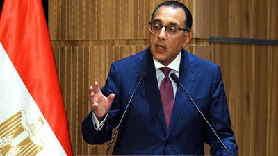 رئيس الوزراء: الحكومة حاولت بكل السبل لإعادة شركة النصر للسيارات للعمل من جديد