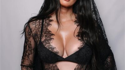 ميجان فوكس تثير الجدل بإطلالة حمل جريئة (صور) 