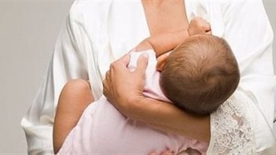لا تتخيليها.. الصحة تكشف فوائد لبن الأم للحماية من العدوي