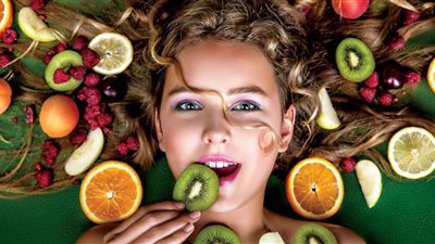 لصحة شعرك بالثلاثين.. 5 أطعمة غنية بالكولاجين احرصي عليها في نظامك الغذائي 