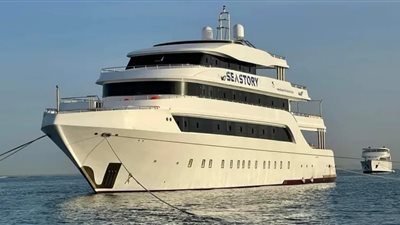 التفاصيل الكاملة لفقدان 16 شخص بعد غرق قارب سياحي في البحر الأحمر 