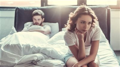 زوجي يطالبني بمشاهدة الأفلام الإباحية معه.. ماذا أفعل؟