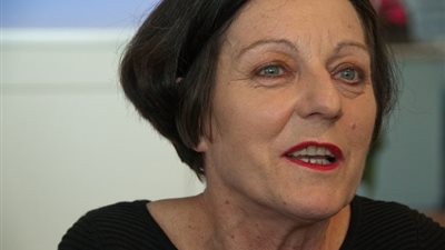 هيرتا مولر | كاتبة رومانية فازت بجائزة نوبل ومنعت الرقابة أعمالها