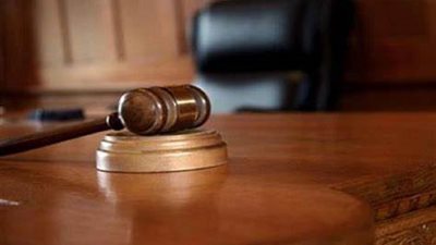 محاكمة 4 أطباء وممرضة تسببوا في وفاة مريض