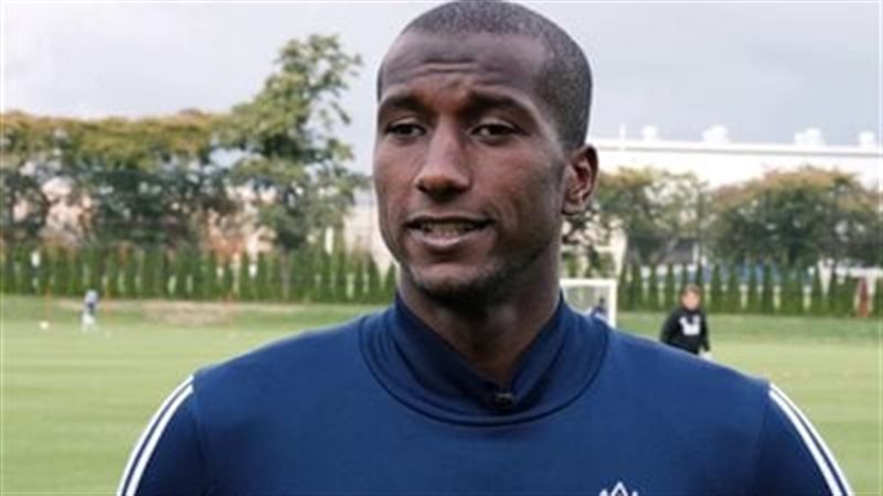 اللاعب علي غزال