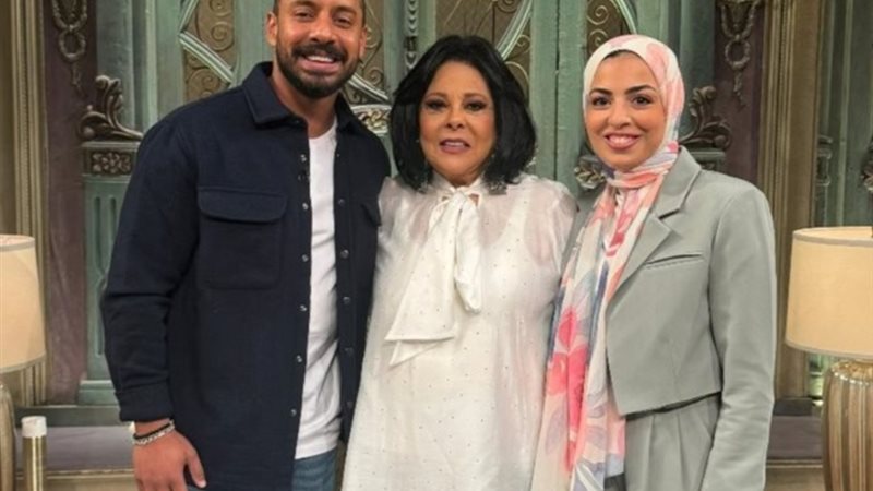 عمرو وهبة وزوجته